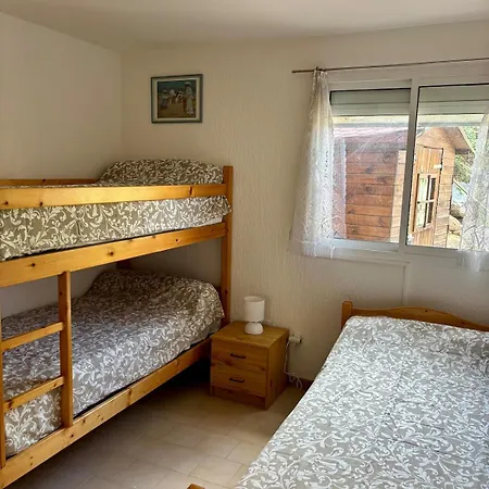 - Avec Piscine Apartament *